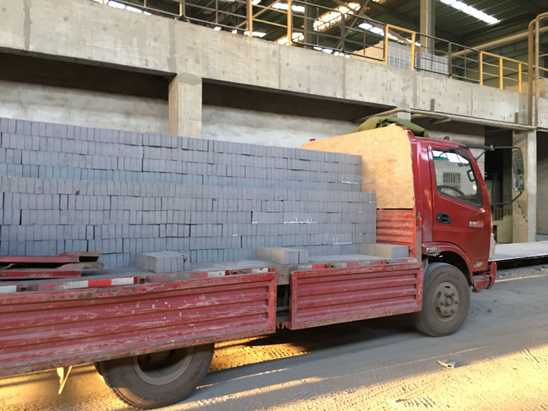 陜西環保仿古磚廠區展示